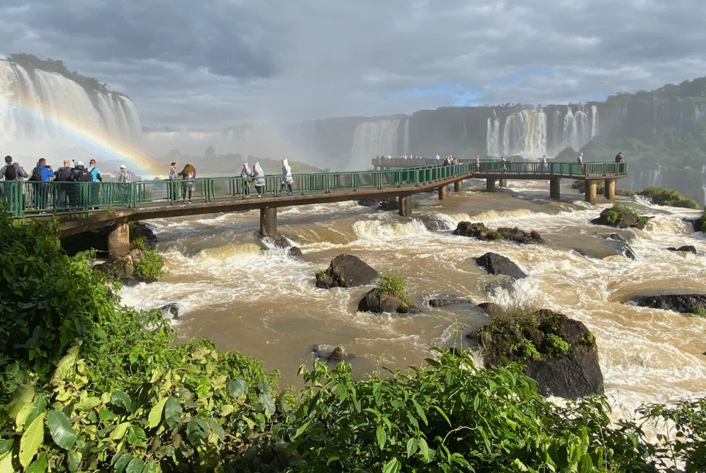 As Caaratas do Iguaçu, uma das Sete Maravilhas Naturais do Mundo.